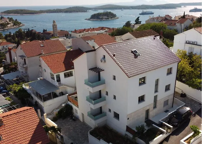 Marisa Apartments Hvar